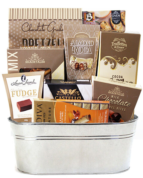Sweet and Savoury Deluxe - Canada's Gift Baskets Inc.